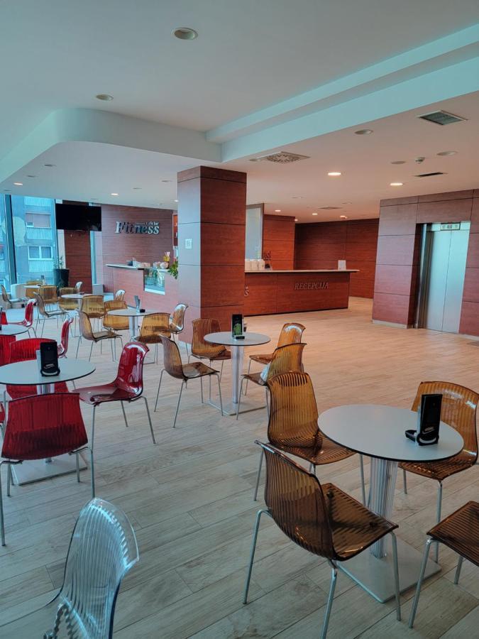 Apartment Cecovic - Mellain Тузла Екстериор снимка